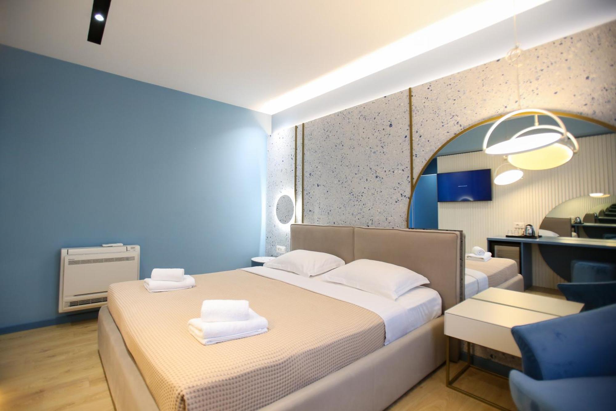 Imperial Visar Rooms Vlore Bagian luar foto